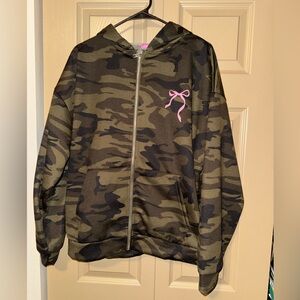 NWT - Edikted Camo Bow Detail Oversize Zip Hoodie